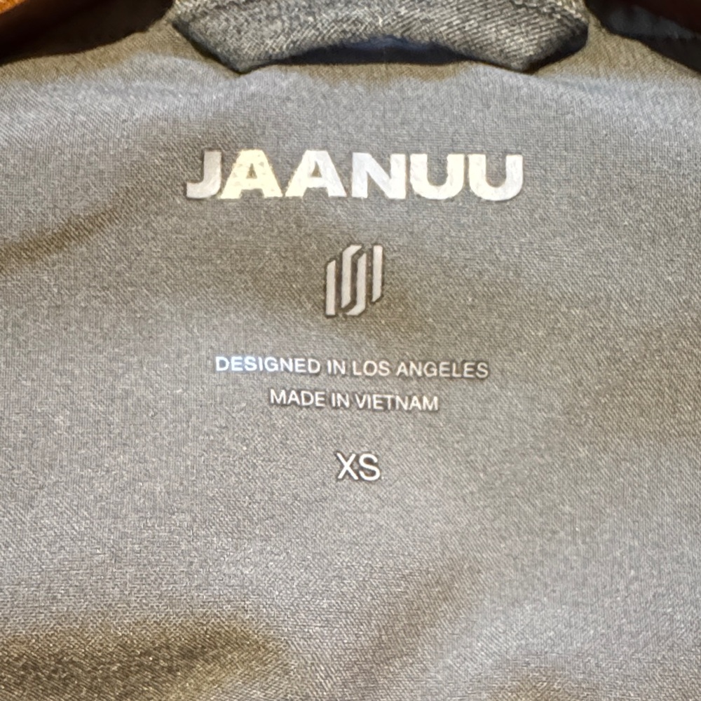 Women's Gray scrub Jacket - Picture 2 of 2